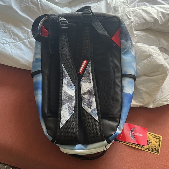 Sprayground Bags Sprayground Shark Everest Backpack Used With Gold